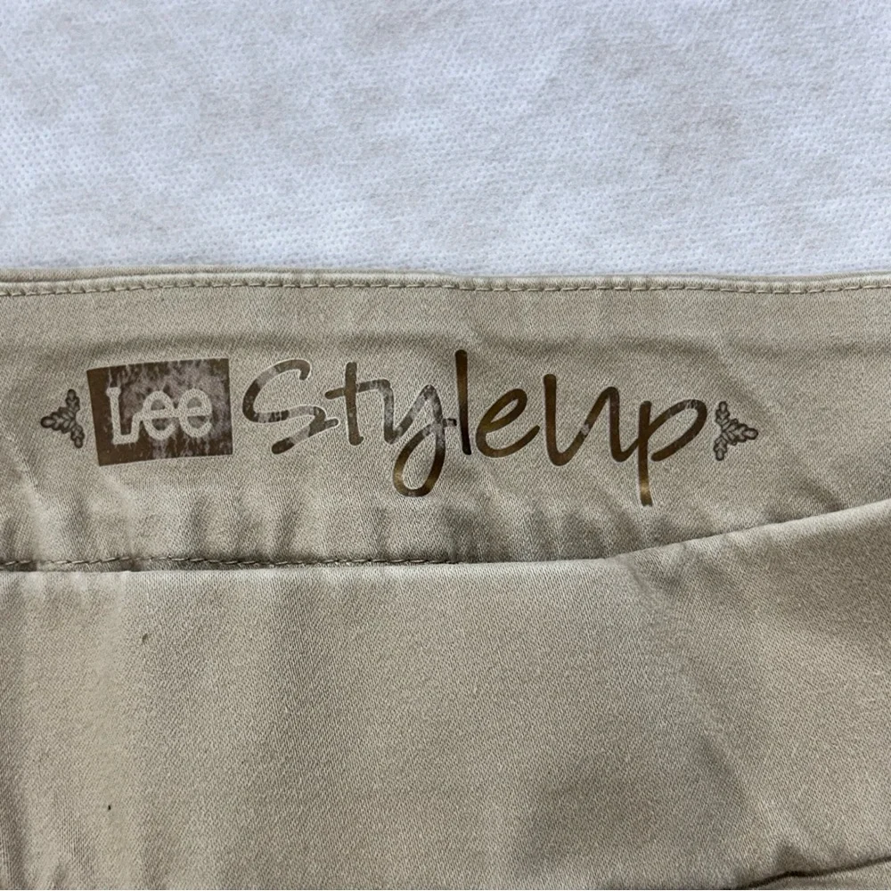 Lee Tan Straight Leg Jeans‎ Classic Style